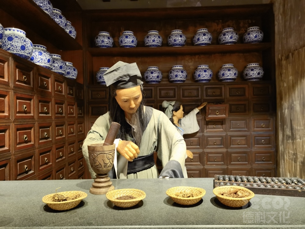 復(fù)古文化館展館裝修如何選擇合適的復(fù)古風(fēng)格畫(huà)框？